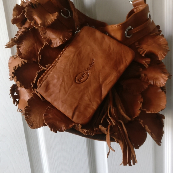 Purse - Picture 3 of 4